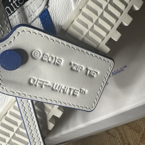 Off-White Men\'s 3.0 Off Court Sneakers White Navy Blue‎ 9 US / 42 EU $850 main image 4